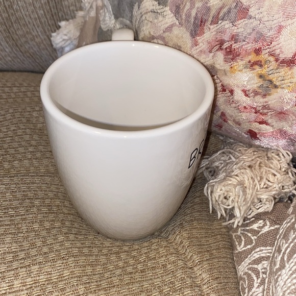 🤍🖤🤍NWT Breakfast Wine Large Ceramic Mug - Picture 4 of 8